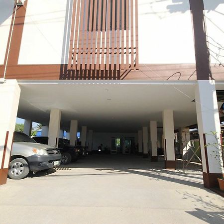 Siriwat Apartment Čiang Mai Exteriér fotografie
